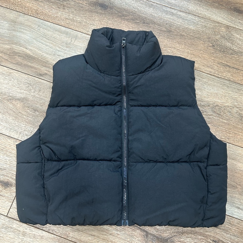 Divided Kids Charcoal Puffer Vest